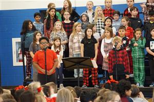 CES Holiday Concert 2024 18.jpg